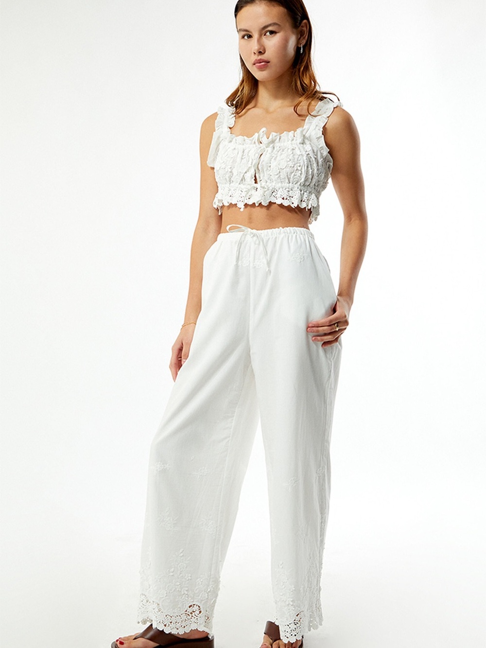 WeWoreWhat White Wide Leg Cropped Pants